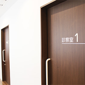 診察室前廊下